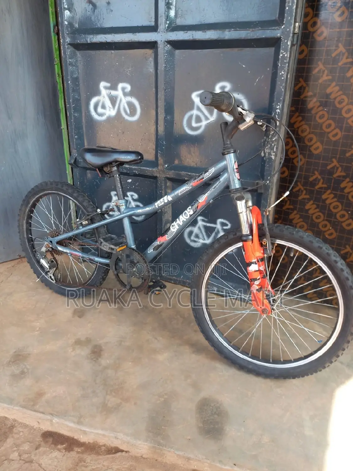Ex UK Size 20 With Gears