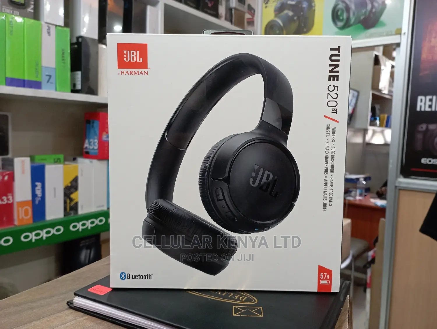 JBL Tune 520 Wireless Headphones