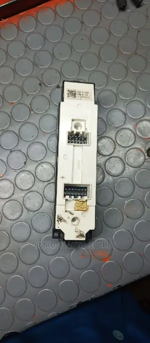Mazda Axela Main Door Switches.