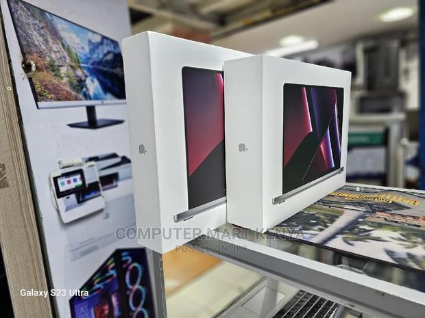 New Laptop Apple MacBook Pro 8GB Apple M2 SSD 512GB - thumbnail 2