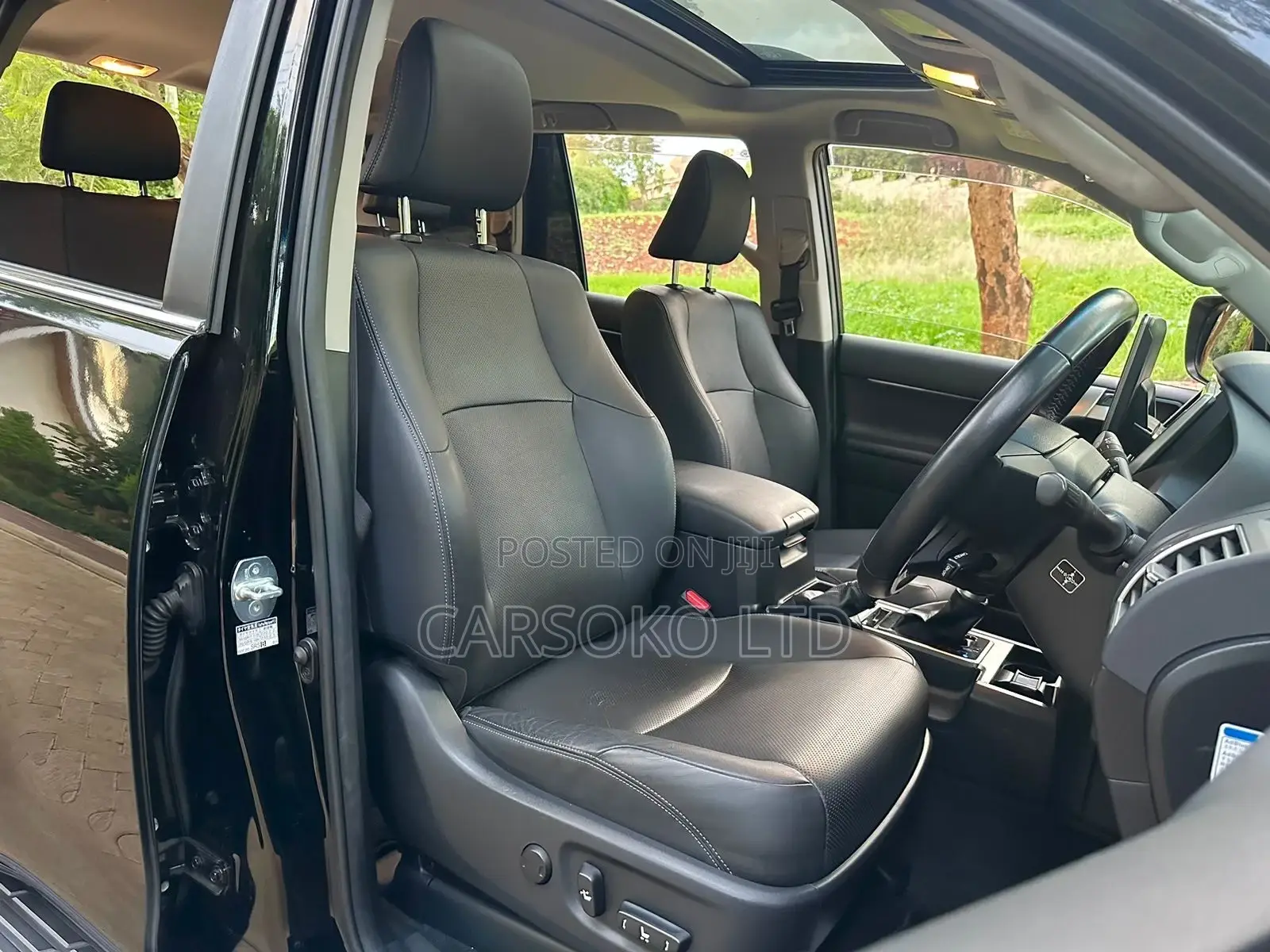 Toyota Land Cruiser Prado 2017 Black
