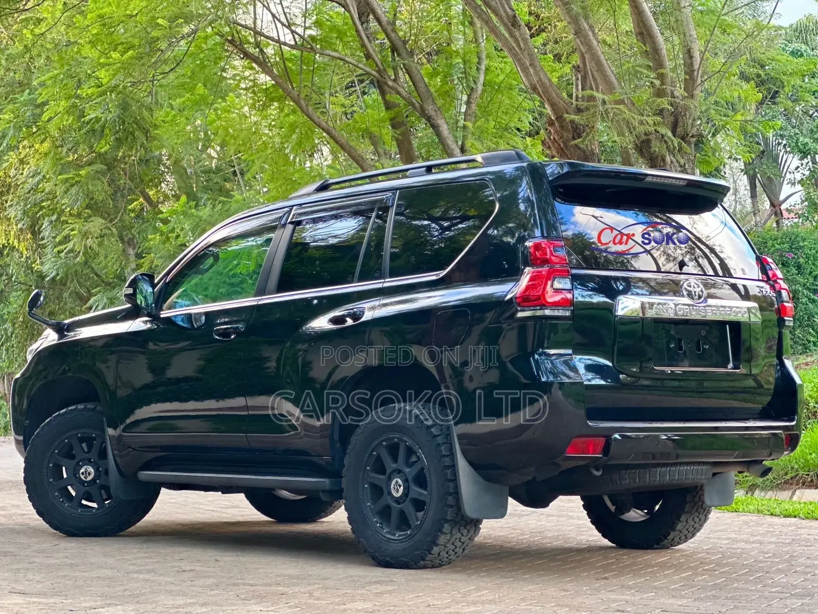 Toyota Land Cruiser Prado 2017 Black