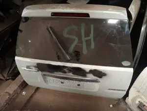 Suzuki Escudo Boot 2010-2014 Model
