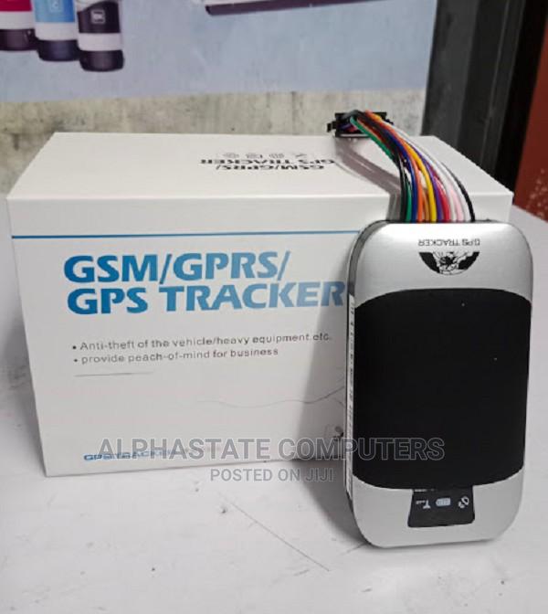 Realtime Car Track/ Car Alarms - main view