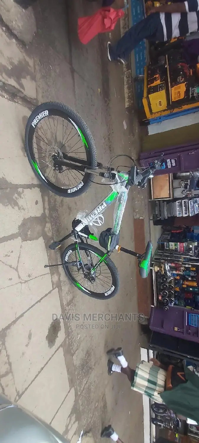 Bike Size 26 With Front Shocks and Disc Brakes Systems