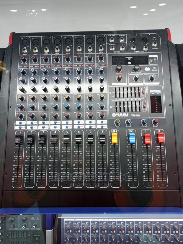 Yamaha YD-80 8channel Powered Mixer"Active"
