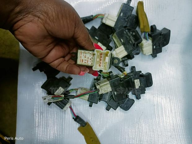 Nissan Note/Tiida/March Rear Door Switch - thumbnail 2