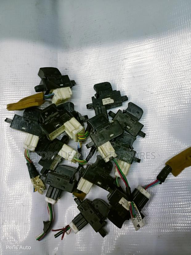 Nissan Note/Tiida/March Rear Door Switch - thumbnail 3