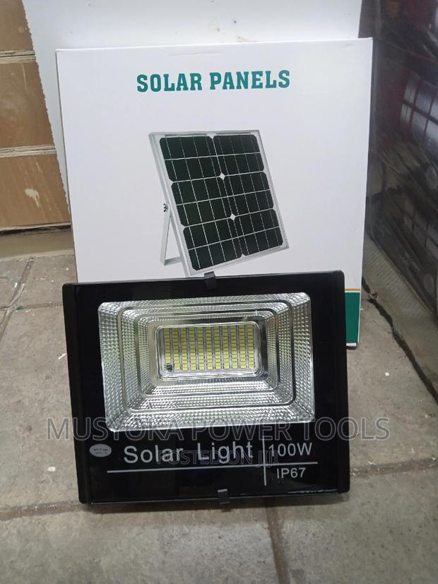 100W Super Bright Outdoor Security Solar LED Floodlight - thumbnail 2