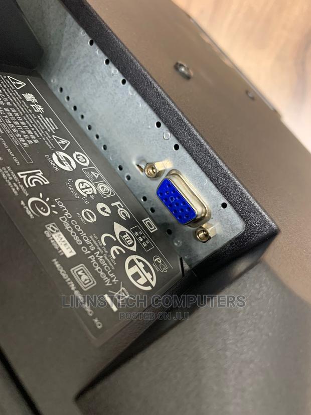 HP 17” TFT Monitor - thumbnail 5