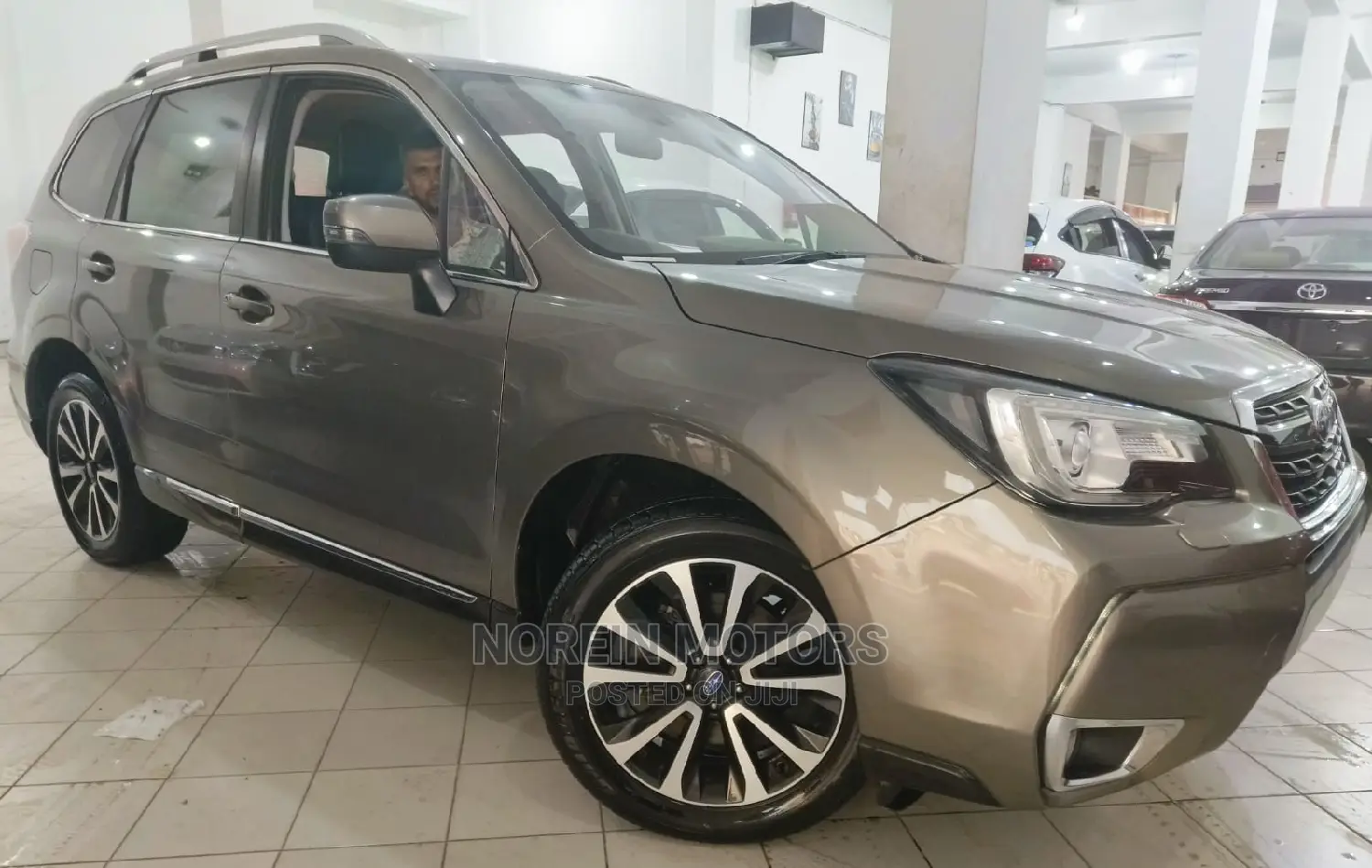 Subaru Forester 2016 Gold