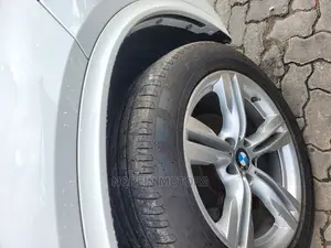 BMW X5 2016 Off White