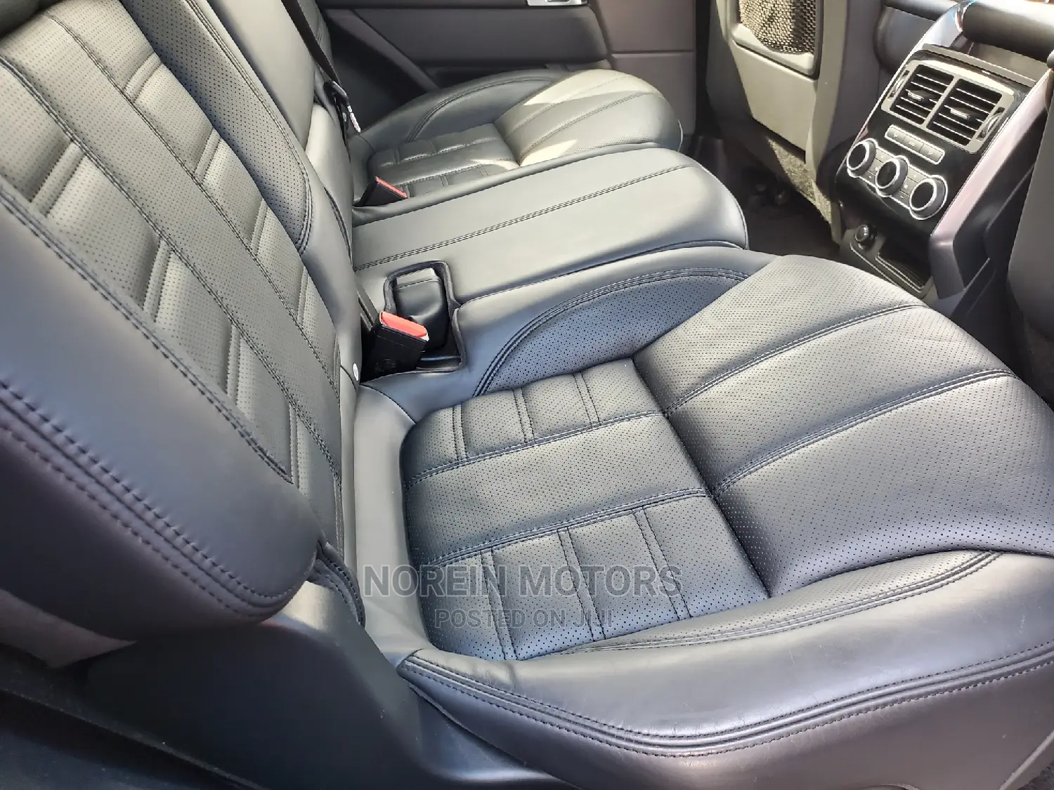 Land Rover Range Rover Vogue 2016 Blue