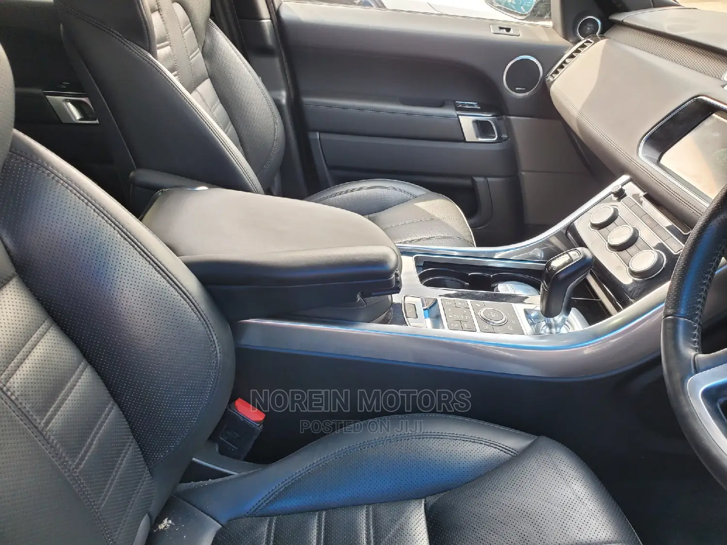 Land Rover Range Rover Vogue 2016 Blue