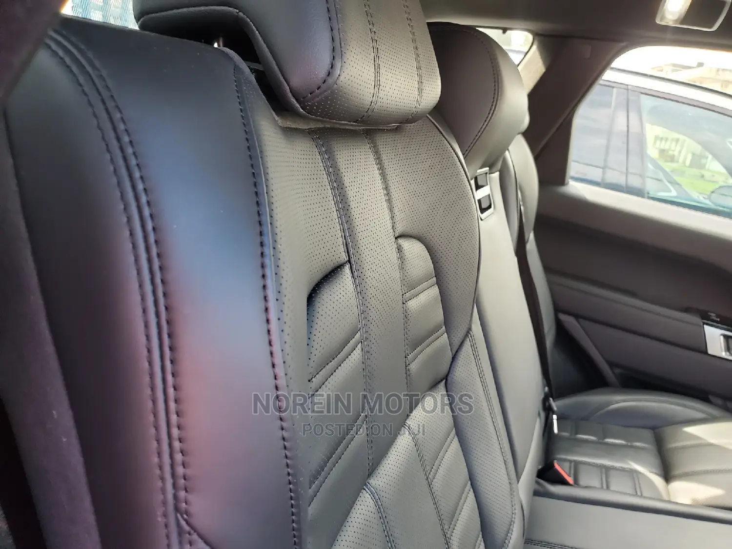 Land Rover Range Rover Vogue 2016 Blue