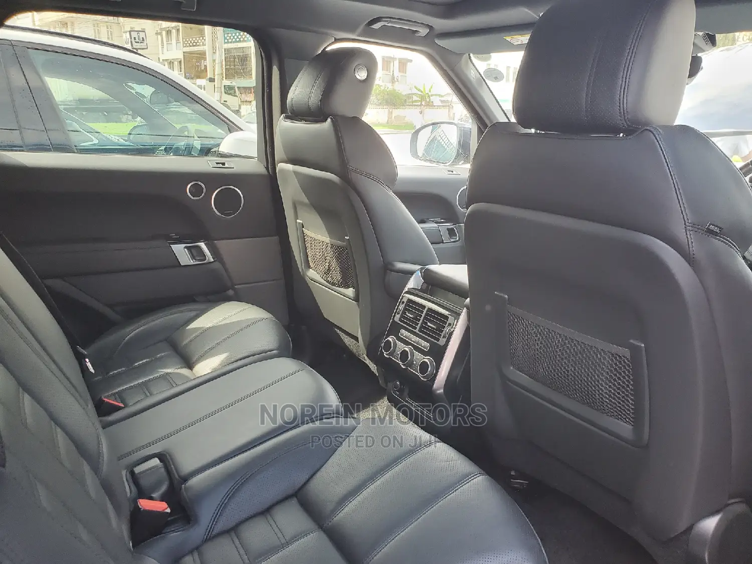 Land Rover Range Rover Vogue 2016 Blue