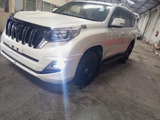 Toyota Land Cruiser Prado 2015 White