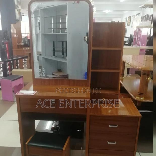 Dressing Table - main view