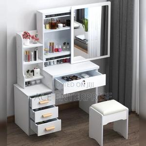 Dressing Table With Sliding Mirror - thumbnail 2