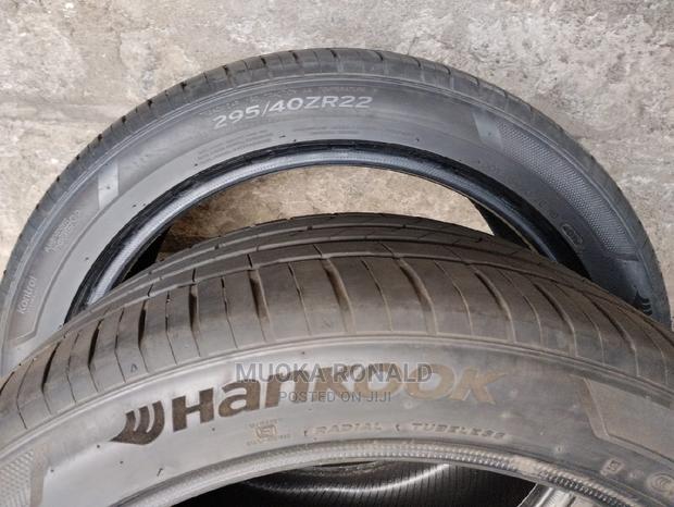 295/40r22 Hankook Tyre - thumbnail 2