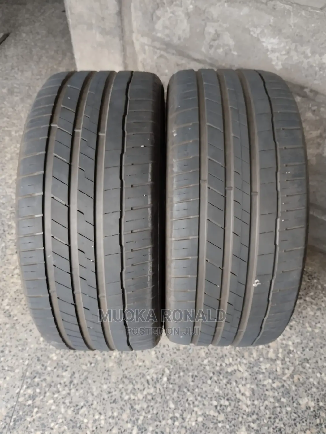 295/40r22 Hankook Tyre