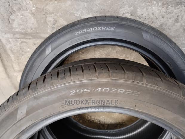 295/40r22 Hankook Tyre - thumbnail 4