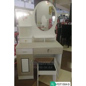 Dressing Table With Round Mirror. - thumbnail 2