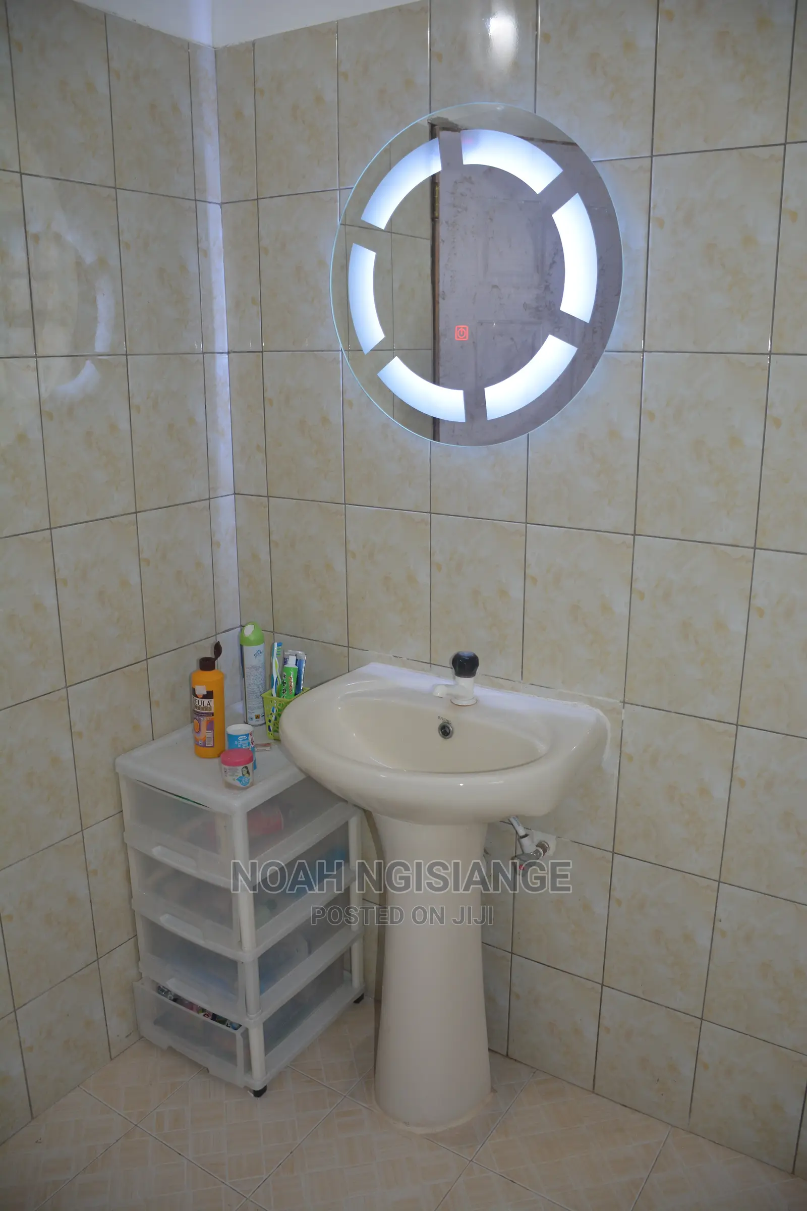 4bdrm Mansion in Kikambala for sale