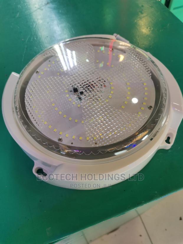 100wts Led Solar Light. - thumbnail 3