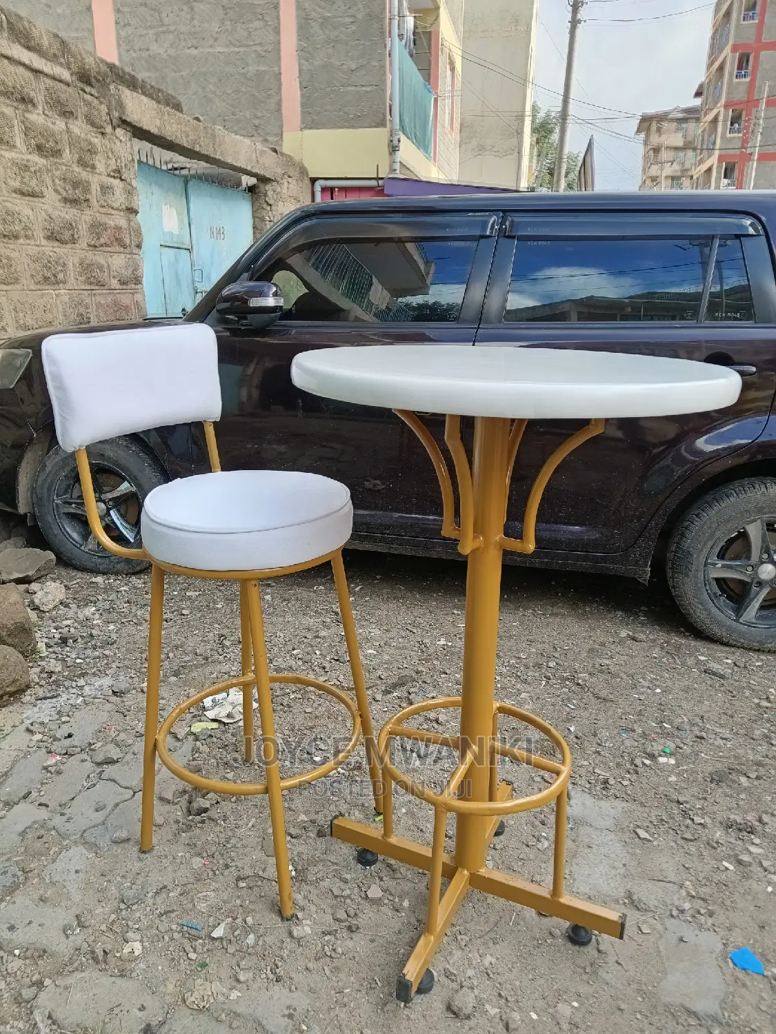 Set Of1 High Stool Chair and a Table