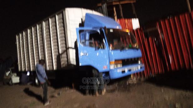 Mitsubishi Fuso Fighter - thumbnail 6