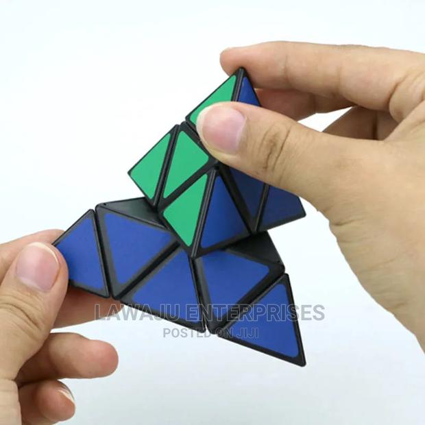 Pyramid Rubik Cube - thumbnail 2