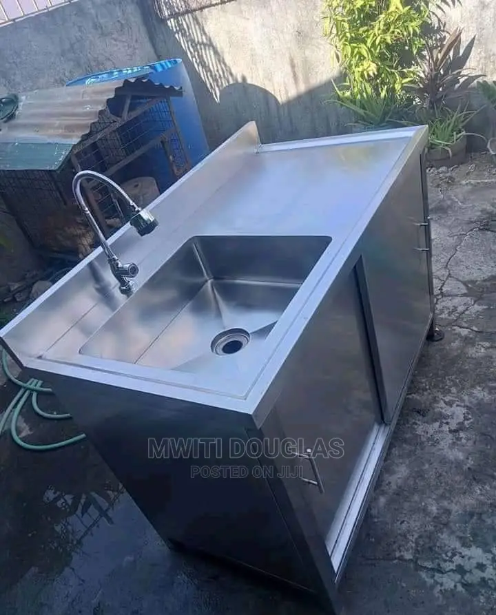 Close Single Sink