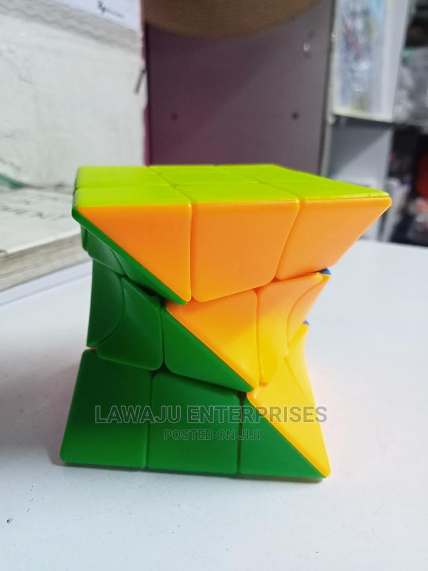 Twist Magic Rubik Cube - thumbnail 4