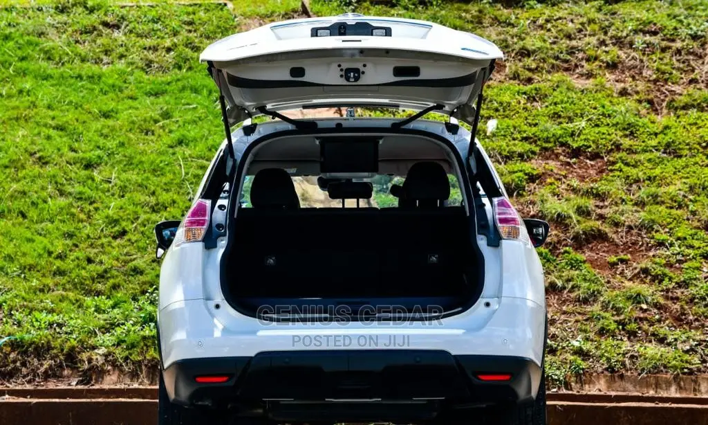 Nissan X-Trail 2016 White