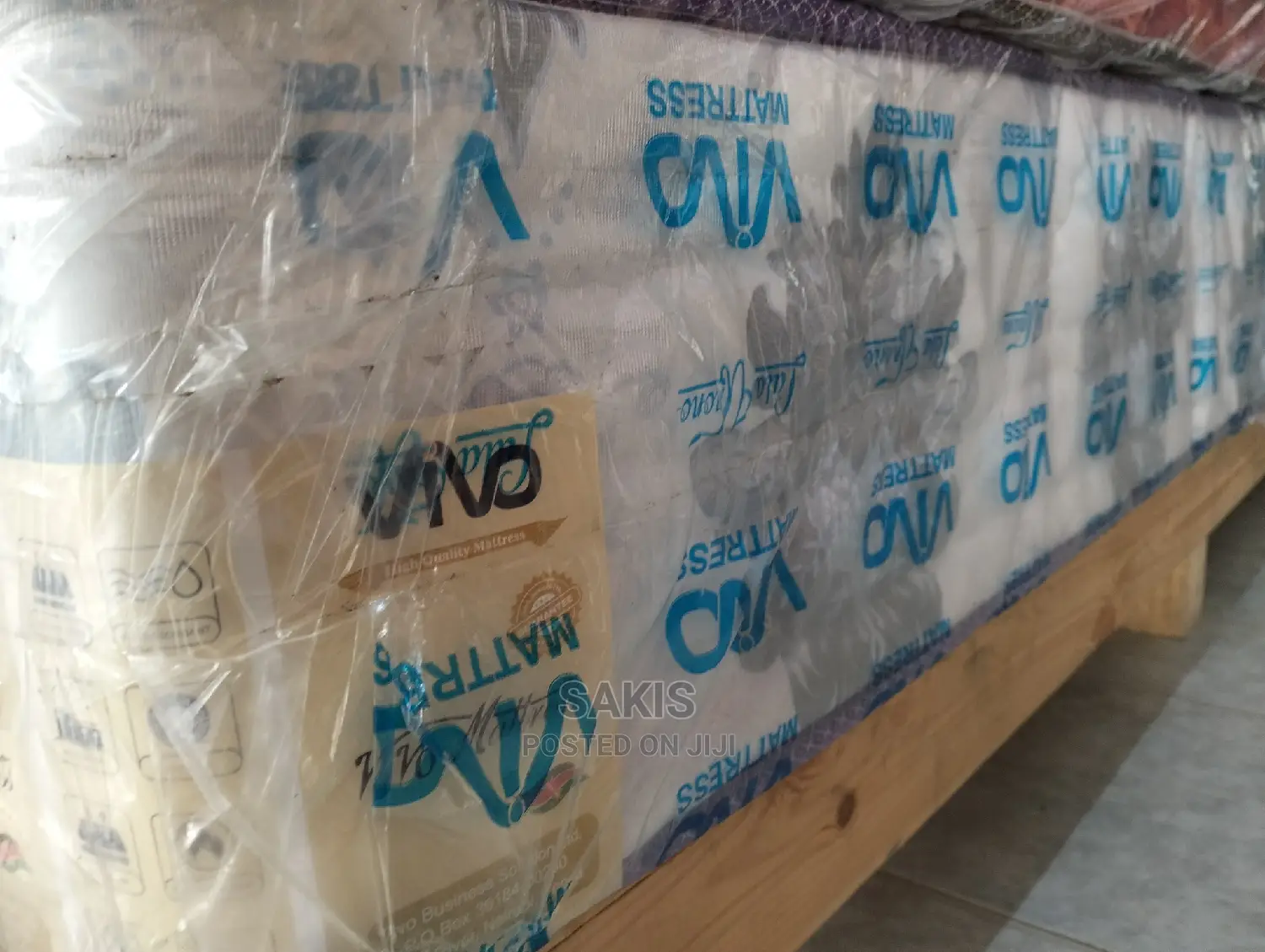 Daraja Livuke? 6 X 6 X 10" Quilted Heavy Duty Mattresses!