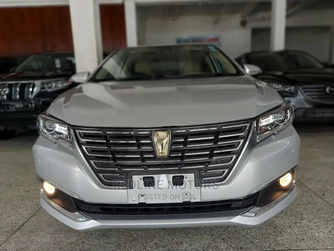 Toyota Premio 2016 Silver