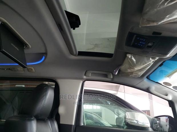 Toyota Vellfire 2016 Silver - thumbnail 5