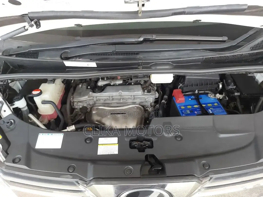 Toyota Vellfire 2016 Silver