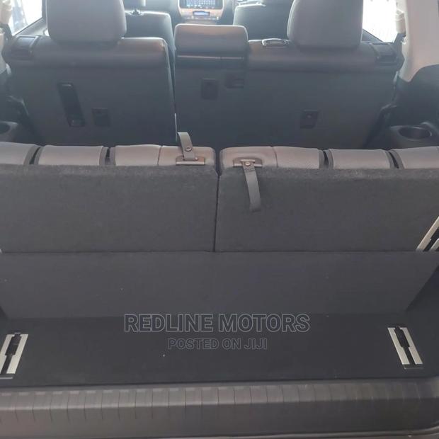 Toyota Land Cruiser Prado 2.8 2018 Black - thumbnail 6
