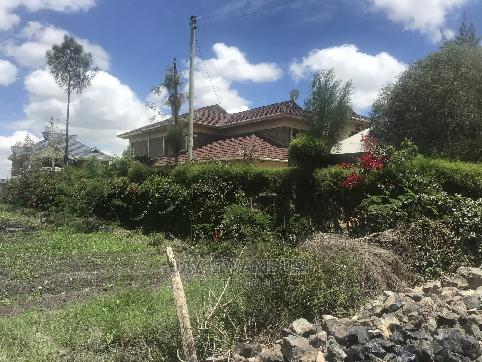 Gated 100 by 100 Plot Syokimau