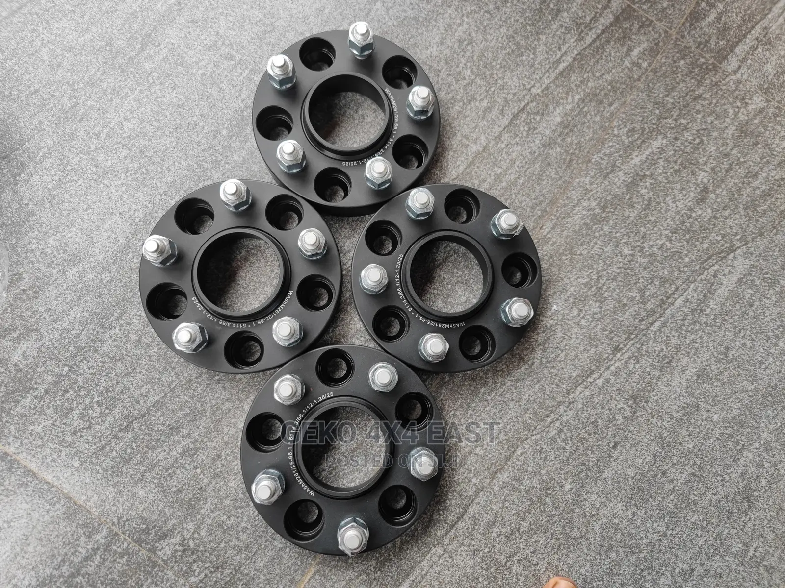 Nissan Wheel Spacers 5x114.3_66._25mm