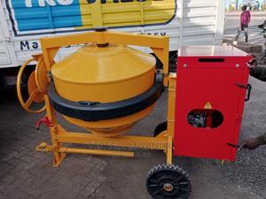 400 Ltrs Menegotti Concrete Mixer - thumbnail 2