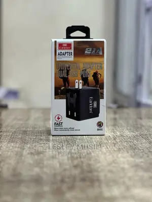 Earldom Universal Adapter Dual USB Port