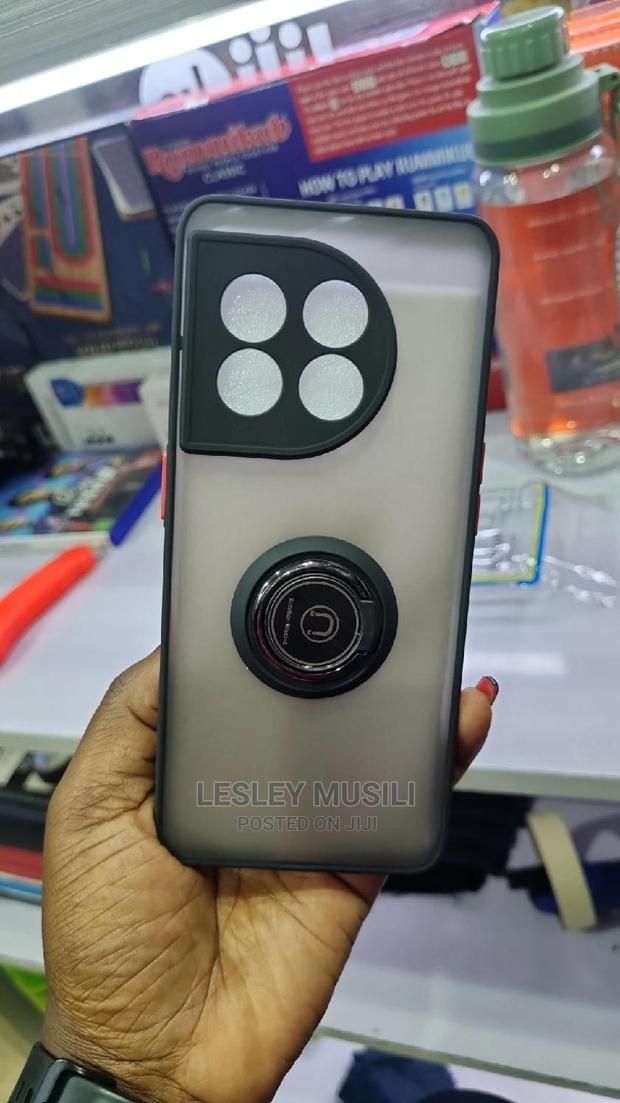 Oneplus 11 Cover - main view