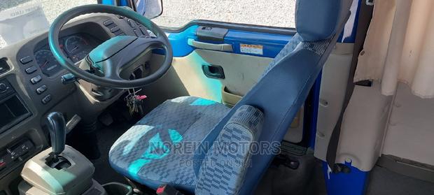 Toyota Coaster 2015 Blue - thumbnail 2