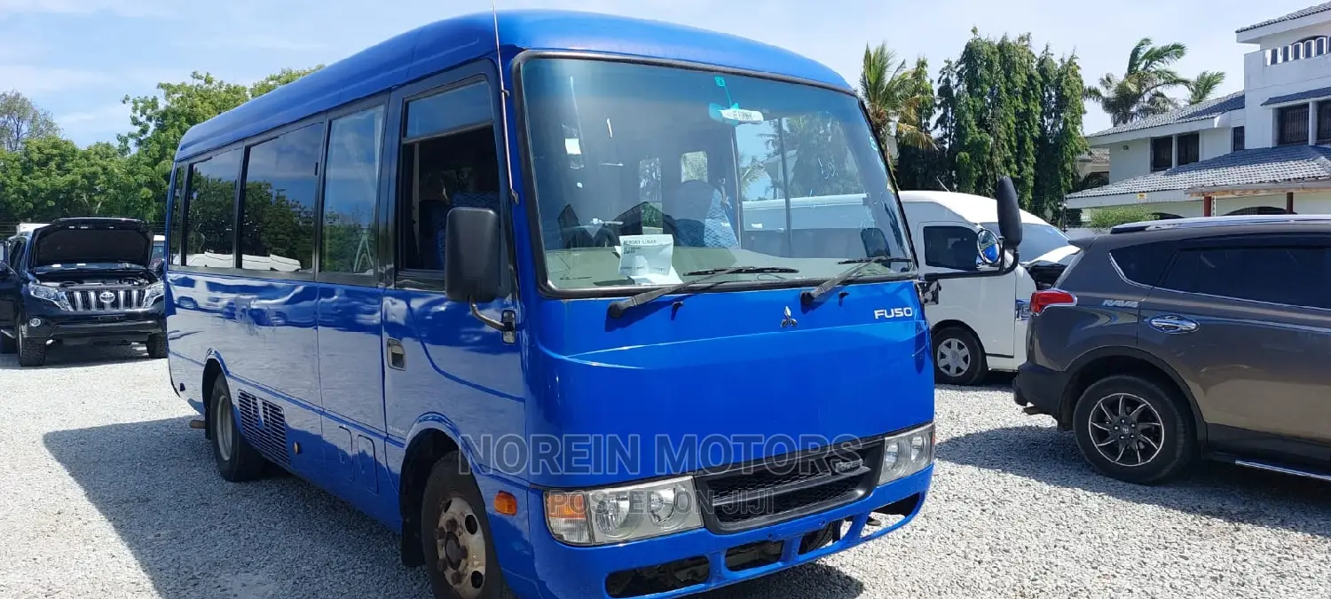 Toyota Coaster 2015 Blue
