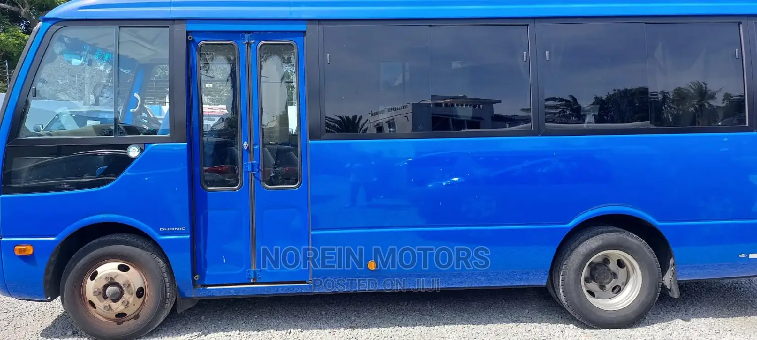 Toyota Coaster 2015 Blue