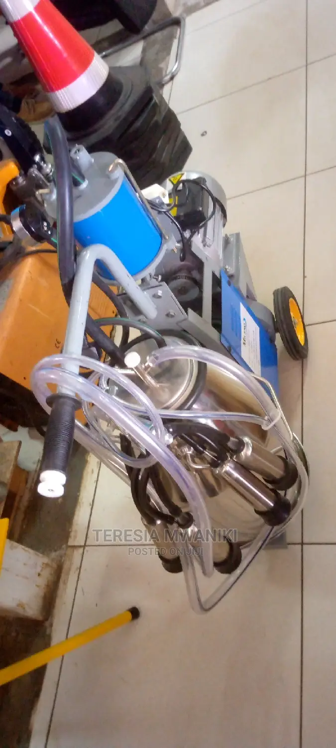 Milano Single Bucket Milking Machine