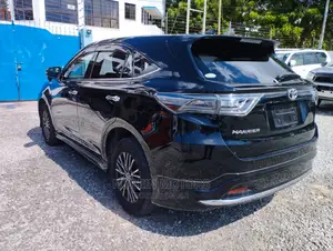 Toyota Harrier 2016 Matt Black